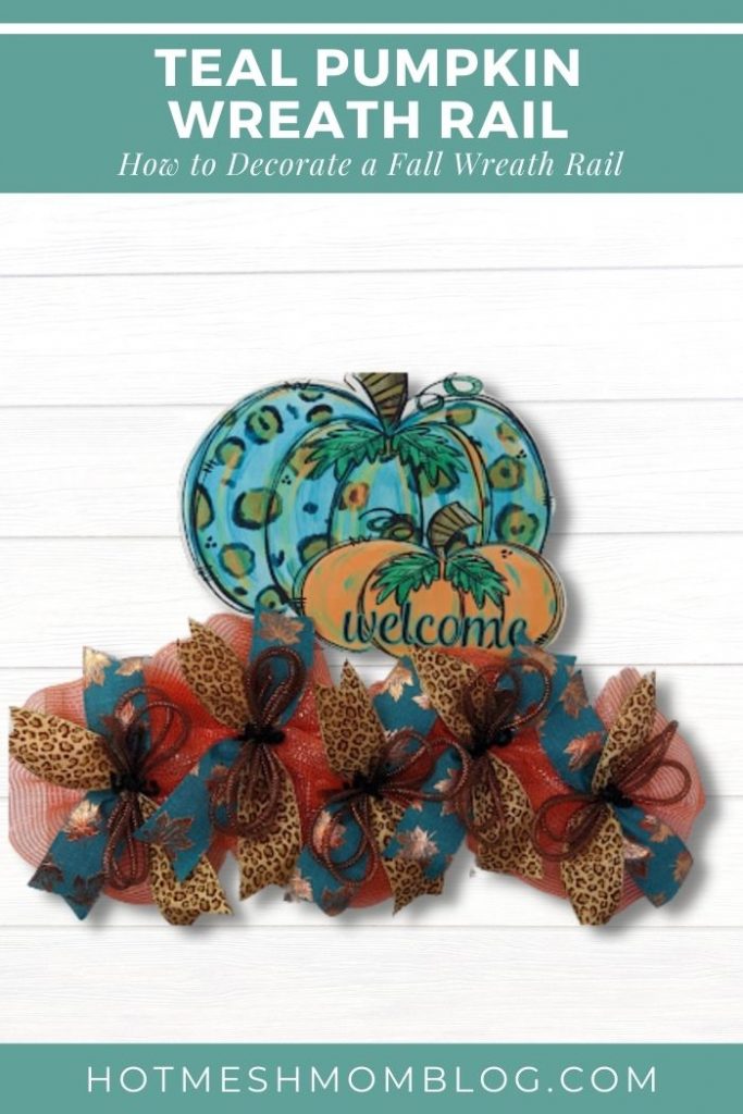 How to Decorate Pumpkin Wreath Rail